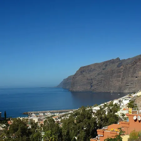 El Sombrero Daire Acantilado de los Gigantes